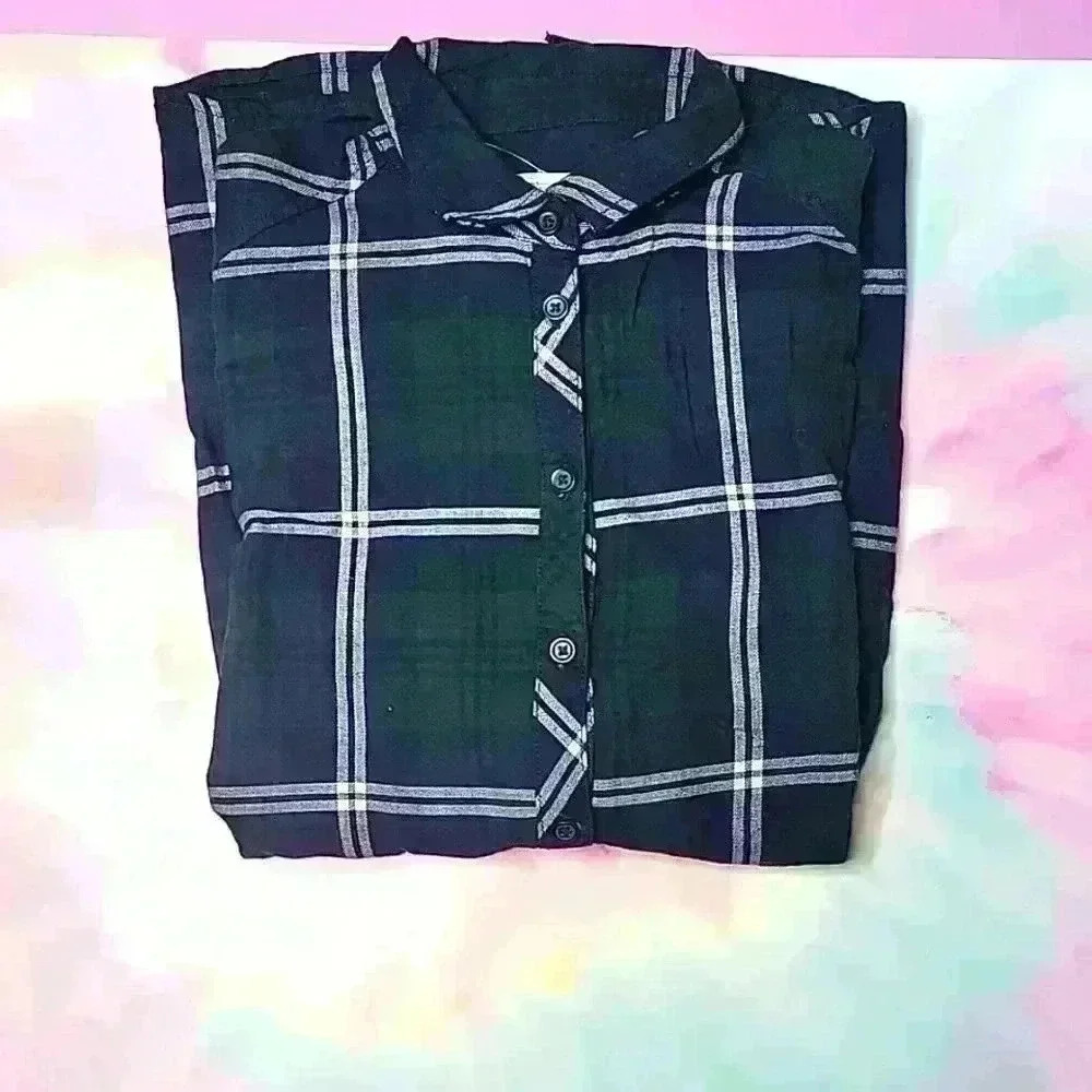 Beachlunchlounge Plaid Button Down Top - Picture 3 of 3